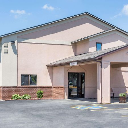 Super 8 By Wyndham Osceola Ia Motel Exterior photo